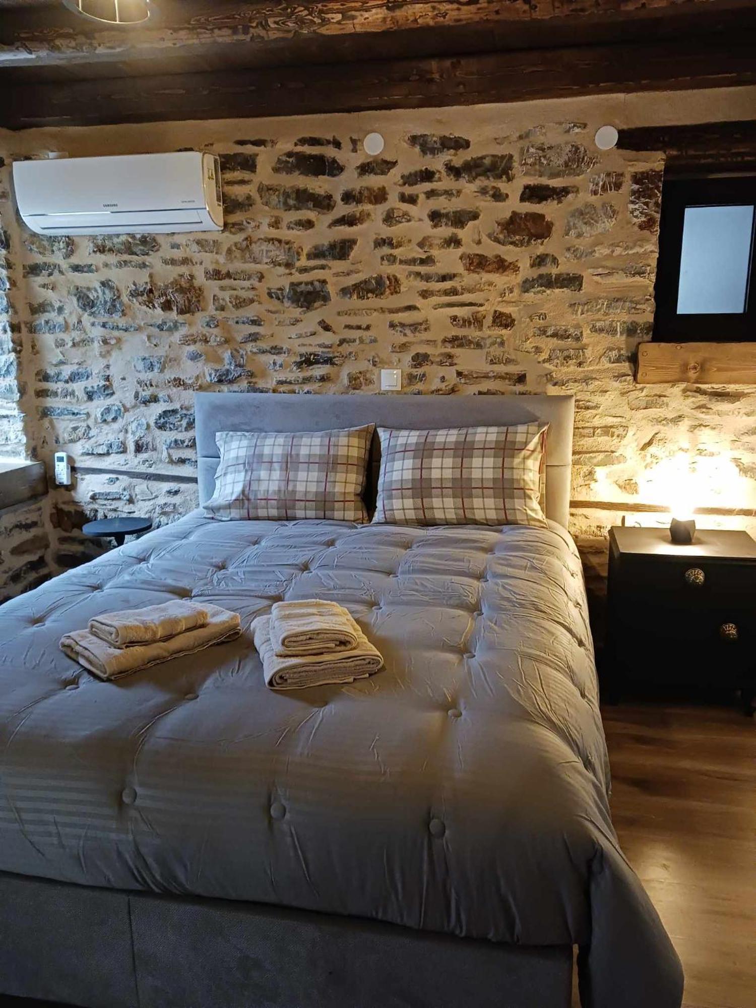 Guesthouse Amalia Kalesménon Extérieur photo