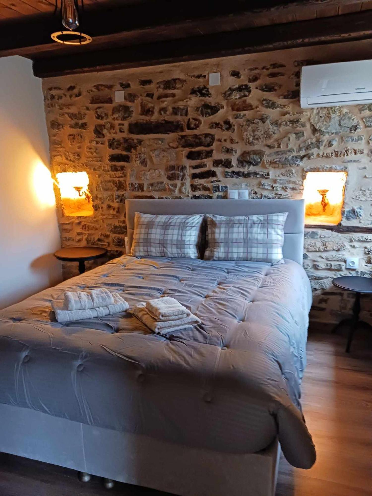 Guesthouse Amalia Kalesménon Extérieur photo