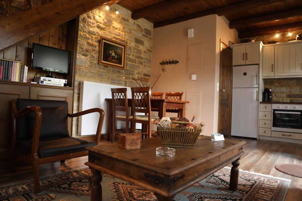 Guesthouse Amalia Kalesménon Extérieur photo