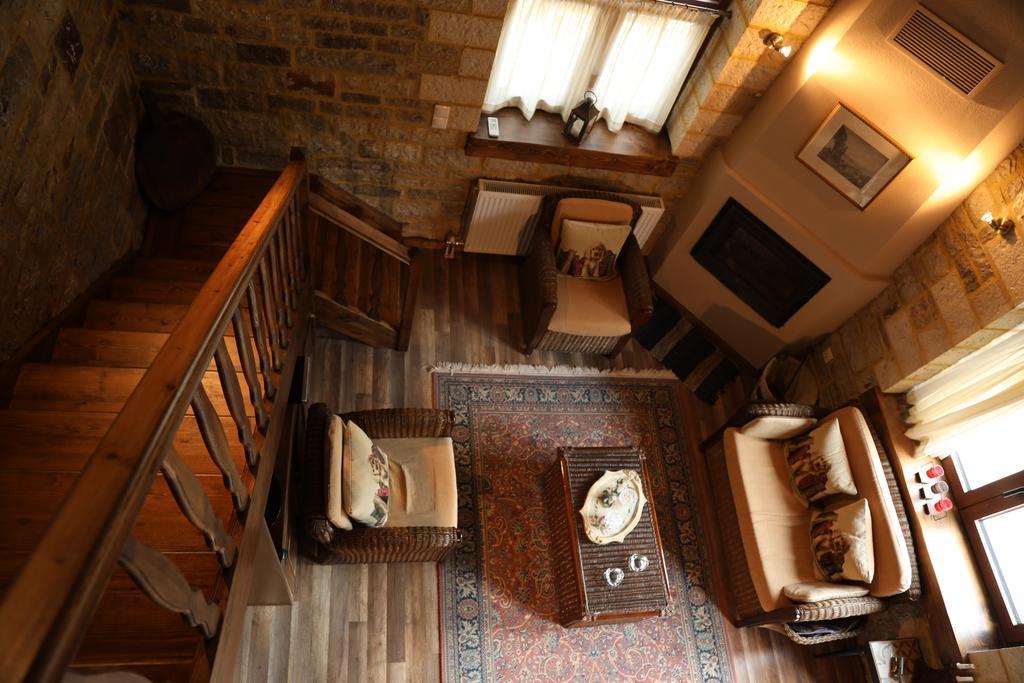 Guesthouse Amalia Kalesménon Extérieur photo