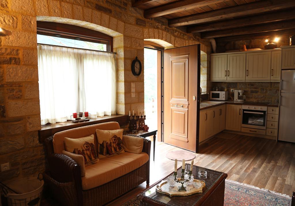 Guesthouse Amalia Kalesménon Extérieur photo