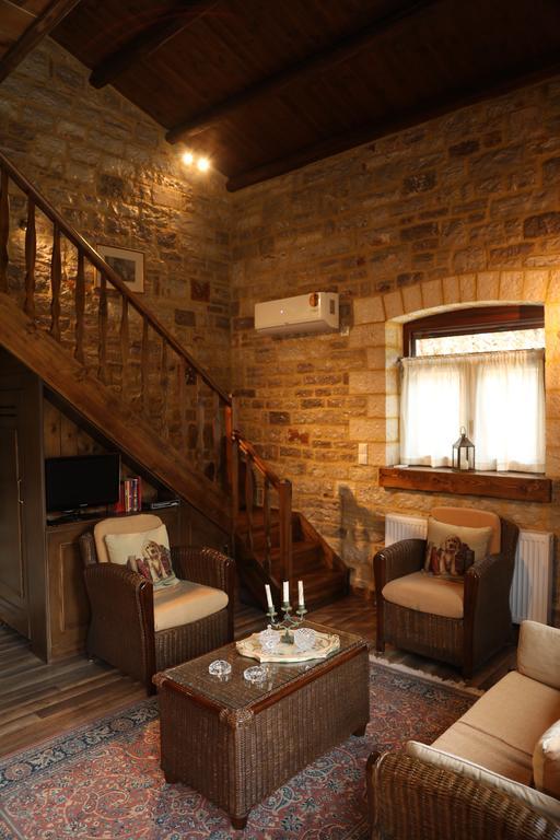 Guesthouse Amalia Kalesménon Extérieur photo